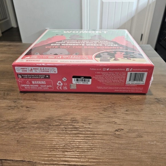 Hand to Hand Wombat Game Party Funny Group Game Night Family Building Deception - Picture 5 of 8